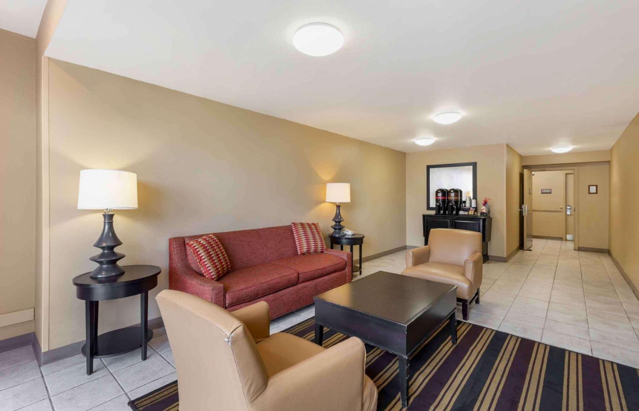 Suburban Studios Copley Akron West Eksteriør bilde